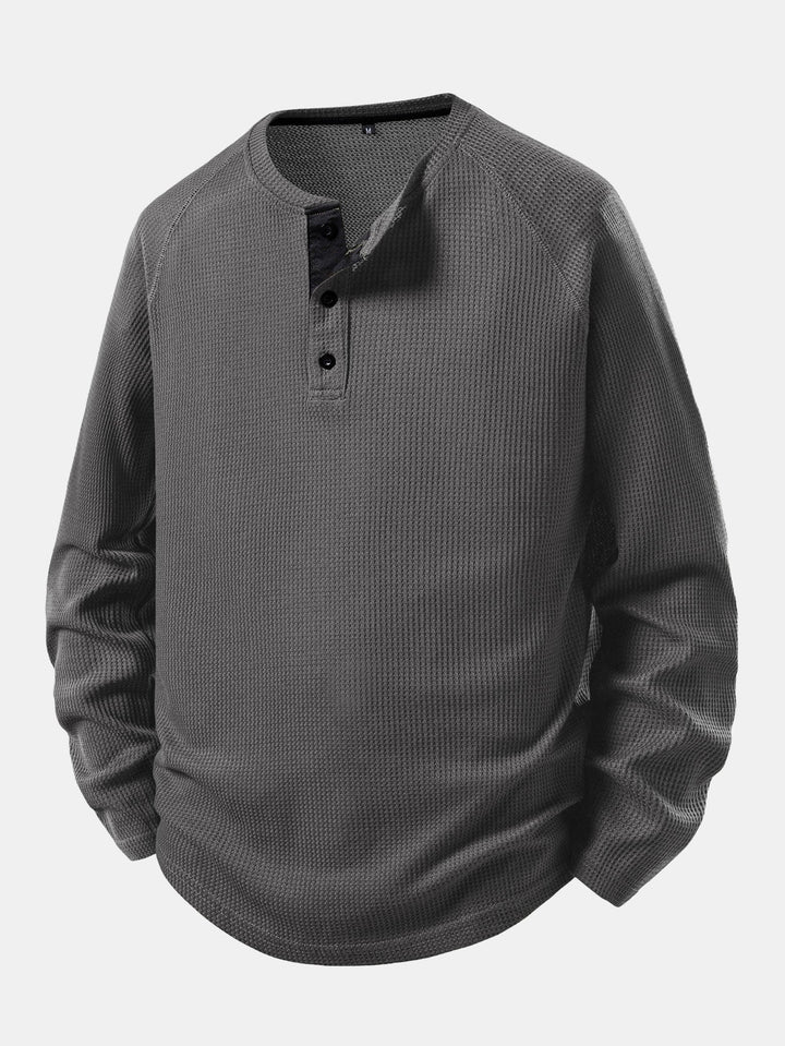 Camisa Henley Waffle com Manga Longa e Barra Arqueada
