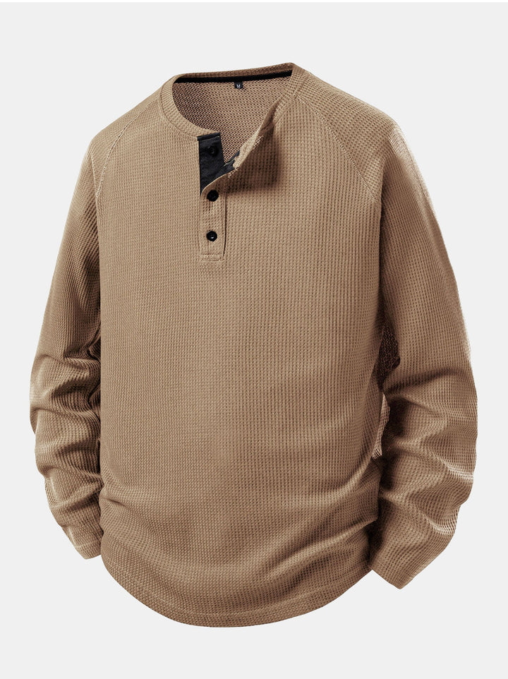 Camisa Henley Waffle com Manga Longa e Barra Arqueada