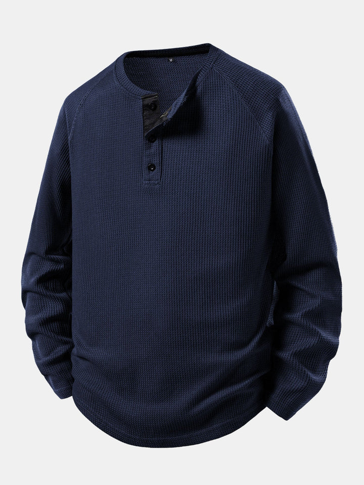 Camisa Henley Waffle com Manga Longa e Barra Arqueada
