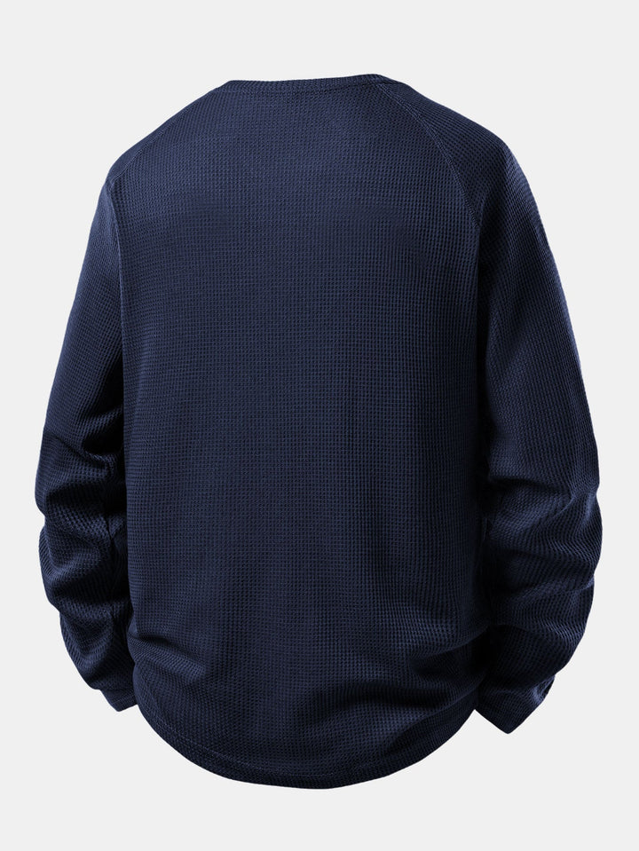 Camisa Henley Waffle com Manga Longa e Barra Arqueada