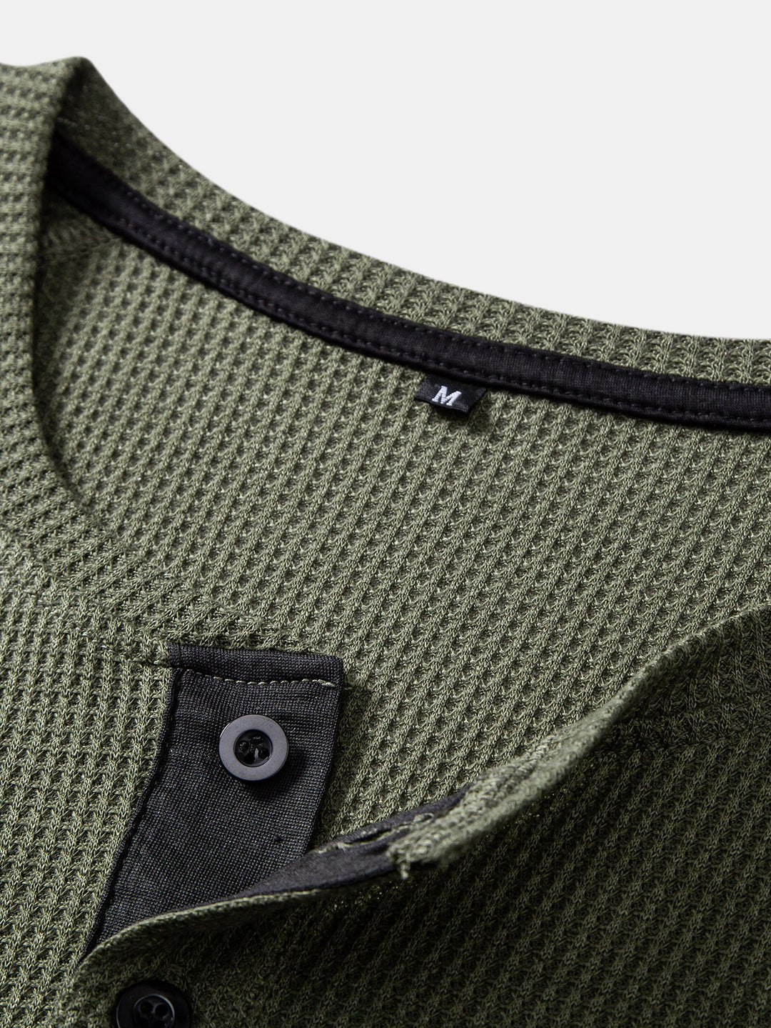 Camisa Henley Waffle com Manga Longa e Barra Arqueada