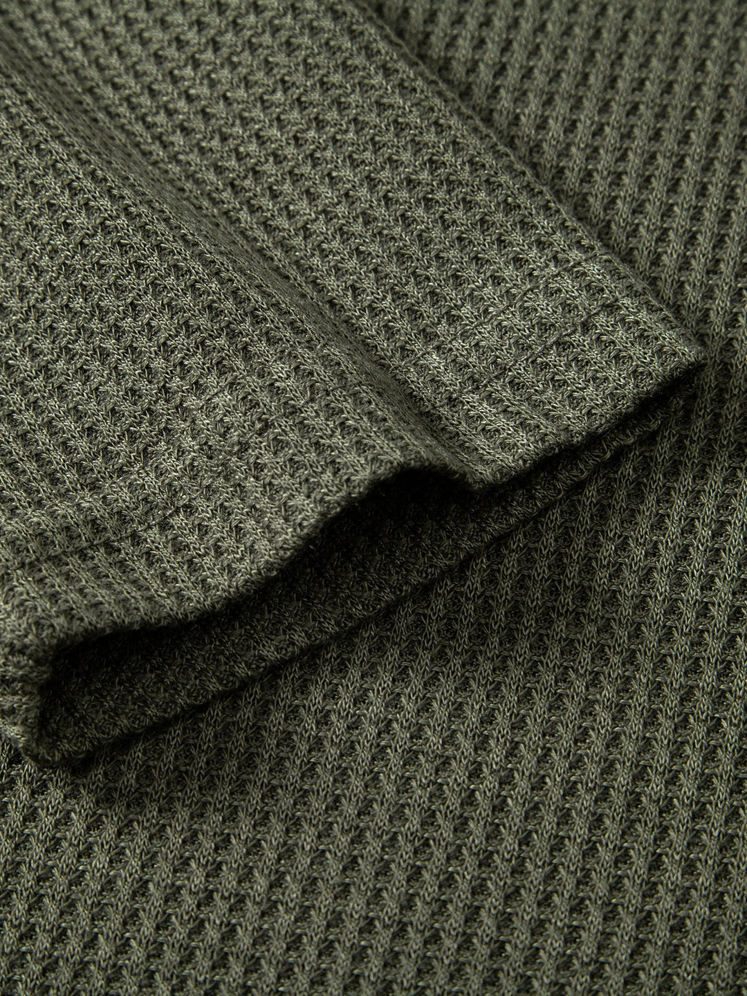 Camisa Henley Waffle com Manga Longa e Barra Arqueada